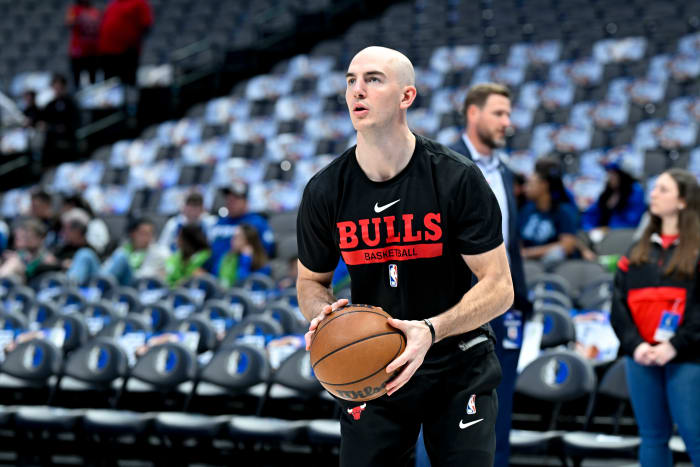 Apr 7, 2023; Dallas, Texas, USA; Chicago Bulls guard Alex Caruso warms up before the game against the Dallas Mavericks at the American Airlines Center.